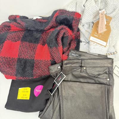 LOT 82: Women's Winter Outfits: Pair of 2XL Sweaters, Size Large Black Leggings & Nine West Pants (size 12)