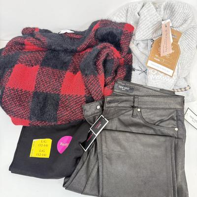 LOT 82: Women's Winter Outfits: Pair of 2XL Sweaters, Size Large Black Leggings & Nine West Pants (size 12)