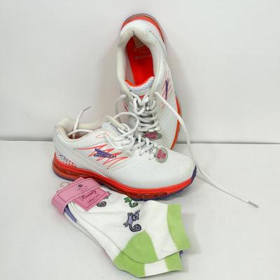 LOT 83: Summer Clothing: Some NEW & Sneakers