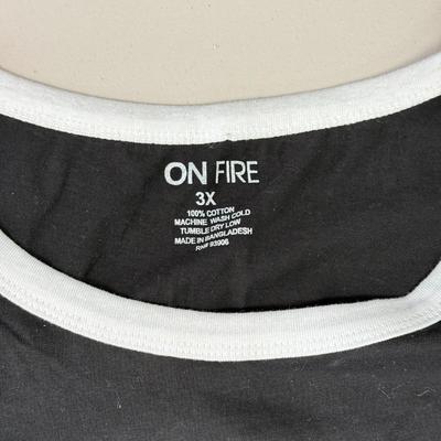 LOT 85: Vintage Shania Twain Tour Shirt, Size 6Y Nike Sneakers & More