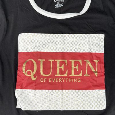 LOT 85: Vintage Shania Twain Tour Shirt, Size 6Y Nike Sneakers & More