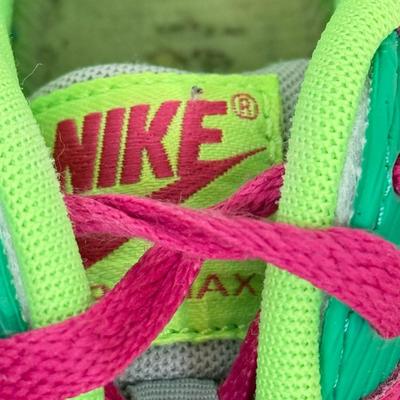 LOT 85: Vintage Shania Twain Tour Shirt, Size 6Y Nike Sneakers & More