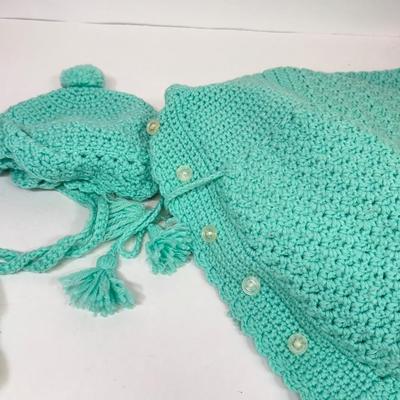 LOT 86: Large Collection of Vintage & Hand Made Baby/Doll Clothes