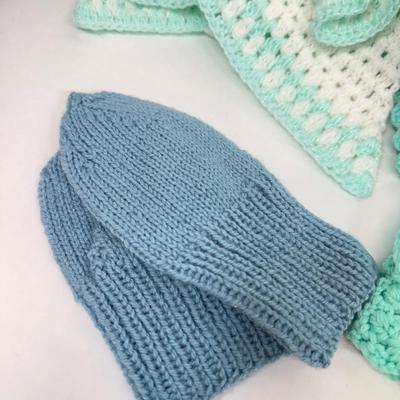 LOT 86: Large Collection of Vintage & Hand Made Baby/Doll Clothes