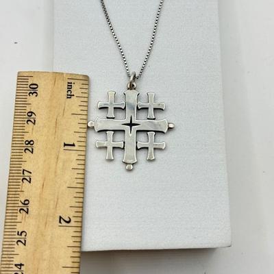 LOT 90: James Avery Sterling Cross Pendant, Sterling 925 Cross & 20” chain (9.2g)