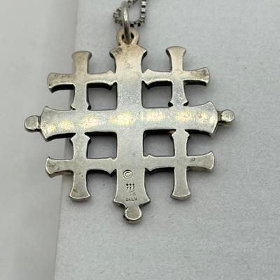 LOT 90: James Avery Sterling Cross Pendant, Sterling 925 Cross & 20” chain (9.2g)