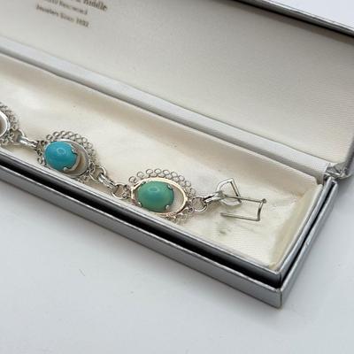 LOT 91: Sterling Silver Turquoise Bracelet 7” (12.05g)
