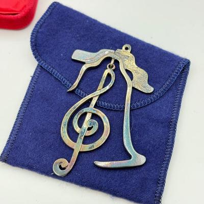 LOT 92: Silver Plated Philadelphia Orchestra 1980s Commemorative Christmas Tree Ornaments