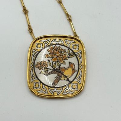 LOT 97: Reed & Barton Damascene Necklace & Vendome Chain (14" & 20")