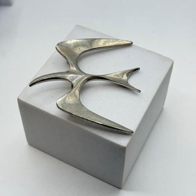 LOT 103: Collection of Silvertone Pins & Pierced Earrings