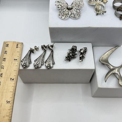 LOT 103: Collection of Silvertone Pins & Pierced Earrings