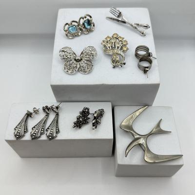 LOT 103: Collection of Silvertone Pins & Pierced Earrings