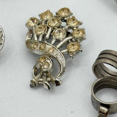 LOT 103: Collection of Silvertone Pins & Pierced Earrings