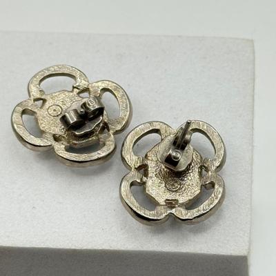 LOT 103: Collection of Silvertone Pins & Pierced Earrings