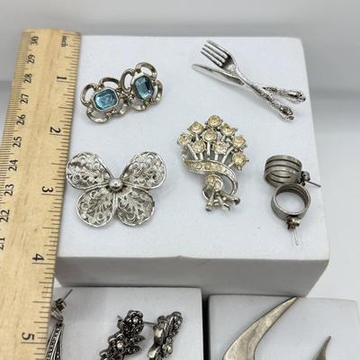 LOT 103: Collection of Silvertone Pins & Pierced Earrings