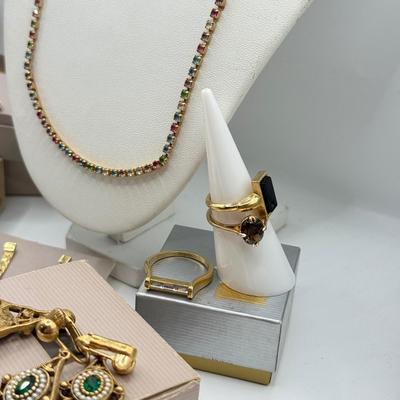 LOT 107: Collection of Avon Jewelry - some w/ Boxes