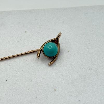 LOT 110: Vintage 10k Gold Turquoise Wishbone Hat / Stick Pin (1.0g)