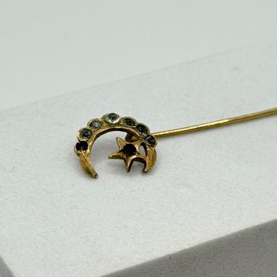 LOT 111: Vintage 14k Gold Masonic Hat / Stick Pin (1.0g)