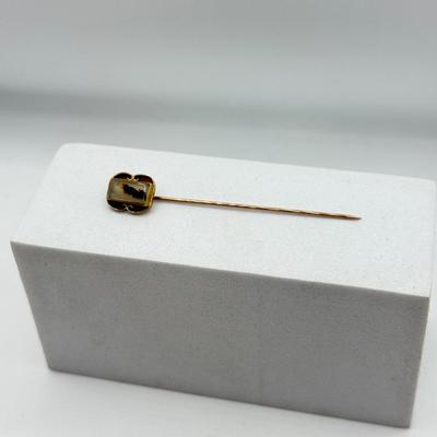 LOT 113: Antique / Vintage 10k Gold Hat / Stick Pin w/ Moss Agate Stone Inlay (1.4g)