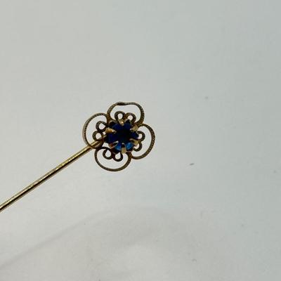 LOT 119: Vintage Hat / Stick Pins: Floral & Cameo Designs