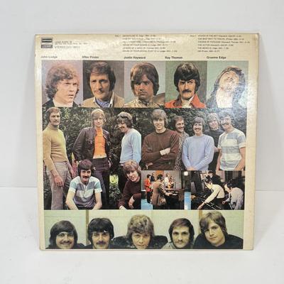 LOT 126: Vinyl Record Albums circa 1970s: Jefferson Airplane, Rod Stewart & More (LIST IN DESCRPTION)