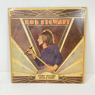 LOT 126: Vinyl Record Albums circa 1970s: Jefferson Airplane, Rod Stewart & More (LIST IN DESCRPTION)