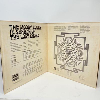 LOT 126: Vinyl Record Albums circa 1970s: Jefferson Airplane, Rod Stewart & More (LIST IN DESCRPTION)