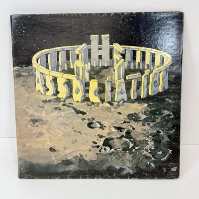 LOT 126: Vinyl Record Albums circa 1970s: Jefferson Airplane, Rod Stewart & More (LIST IN DESCRPTION)