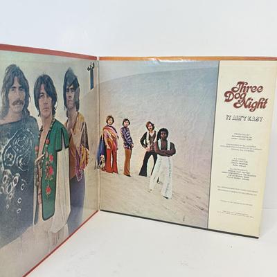 LOT 127: 1970s Classic Rock Vinyl Record Albums: Chicago, Three Dog Night & The Doobie Brothers