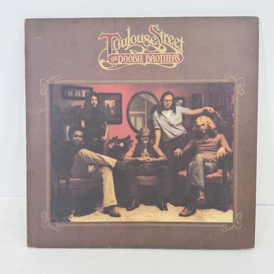 LOT 127: 1970s Classic Rock Vinyl Record Albums: Chicago, Three Dog Night & The Doobie Brothers