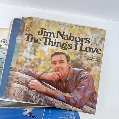 LOT 136: Stack of Various Vintage Vinyl Record Albums - Christmas Themed, Bill Cosby, 45s & More