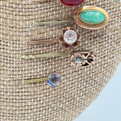 LOT 140: Collection of Vintage/Antique Hat Stick Pins