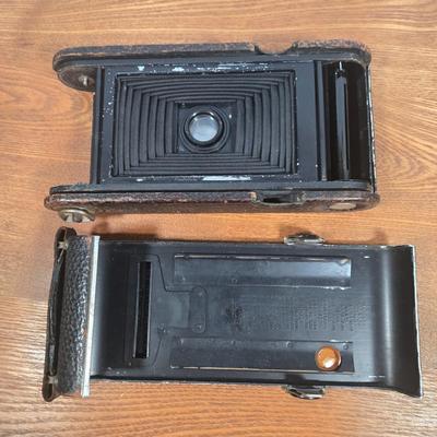 LOT 142: Antique Kodak No. 1A Autographic Kodak Jr. Camera
