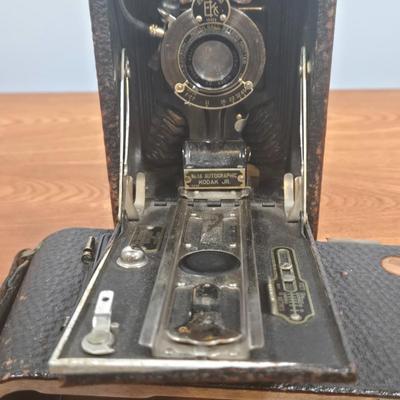 LOT 142: Antique Kodak No. 1A Autographic Kodak Jr. Camera