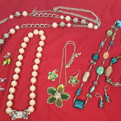 LOT 144: Silver-tone Bow Rhinestone Necklace, Premier Designs Murano Art Glass Style Beaded Necklace & Bracelet, Silver-tone Chain...