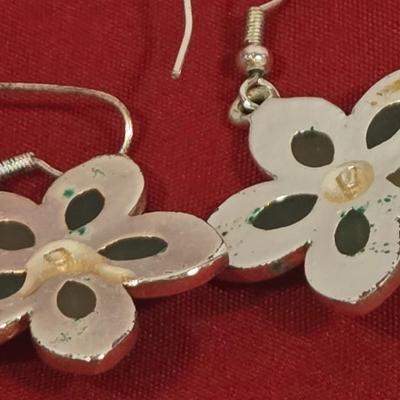 LOT 144: Silver-tone Bow Rhinestone Necklace, Premier Designs Murano Art Glass Style Beaded Necklace & Bracelet, Silver-tone Chain...