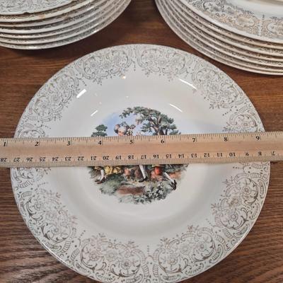 LOT 151: Vintage Sebring Pottery Chantilly Dinnerware/ 8 Dinner Plates, 8 Soup Bowls, 4 Dessert Plates, 4 Dessert Bowls, and Creamer...