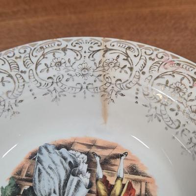 LOT 151: Vintage Sebring Pottery Chantilly Dinnerware/ 8 Dinner Plates, 8 Soup Bowls, 4 Dessert Plates, 4 Dessert Bowls, and Creamer...