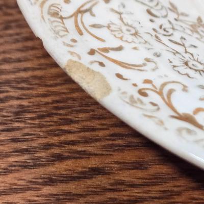 LOT 151: Vintage Sebring Pottery Chantilly Dinnerware/ 8 Dinner Plates, 8 Soup Bowls, 4 Dessert Plates, 4 Dessert Bowls, and Creamer...