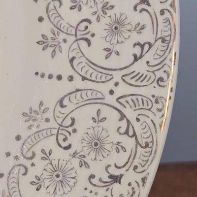 LOT 151: Vintage Sebring Pottery Chantilly Dinnerware/ 8 Dinner Plates, 8 Soup Bowls, 4 Dessert Plates, 4 Dessert Bowls, and Creamer...