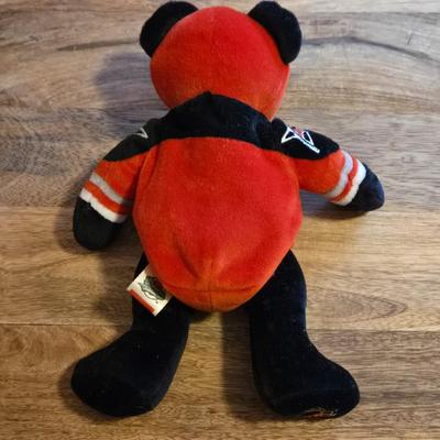 LOT 157: Hockey Cards Featuring Lindros, LeClair, Boucher, and More/ Rod Brind'Amour Autographed Photo with COA, Cards, Bobble Head,...