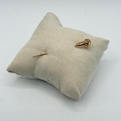 LOT 181: 14k Gold Antique Diamond & Seed Pearl Hat Pin (1.3g)