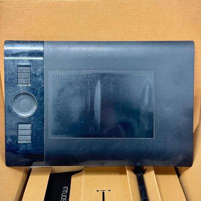 LOT 183: Wacom Intuos 4 Drawing Tablet Model PTK-440