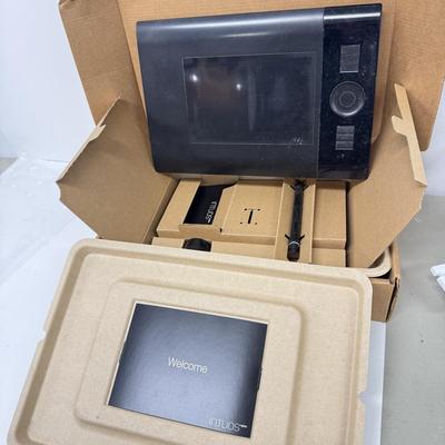 LOT 183: Wacom Intuos 4 Drawing Tablet Model PTK-440