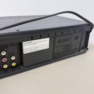 LOT 189: Magnavox VCR/DVD Player Model DV22DMW9