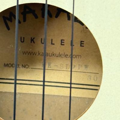 LOT 193: Makala Ukulele MK-SD7PW 30 (22”)