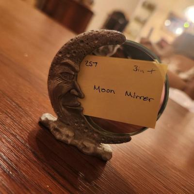 Moon mirror