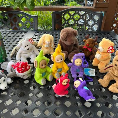 Mix Doll Lot-Includes McDonalds Erin The Bear Beanie Baby 1997 With Errors 1993 Ty Oakbrook