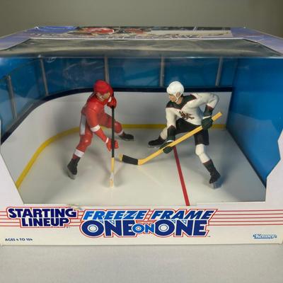 Kenner Starting LineUp Freeze Frame One On One
