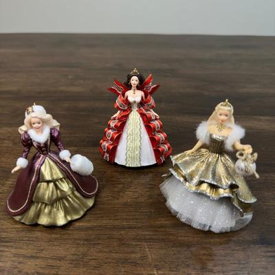 Hallmark  Ornaments HOLIDAY BARBIE Coll Mix Lot